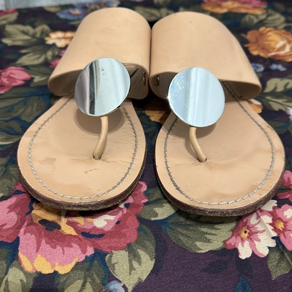 Tory Burch - Picture 3 of 7